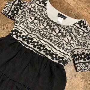 Black and White Floral Print Embroidery Dress Lge